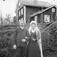 25.05.1907. Johan Skurdal med brud. Gruppebilde, brudepar.