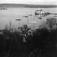 Bygdøy, Oslo 1908-10. Oversiktsbilde. Utsikt mot Dronningen og fjorden. Båter. Kvinner i forgrunnen.