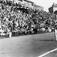 Fra Oslo under fredsdagene i 1945. Idrettens Dag på Bislett Stadion 3.juni.Kappløp mellom menn.