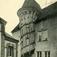 Postkort. Hilsen. Fotografisk motiv. Svart/hvitt. Fra Frankrike, Chartres: Dronning Berthes trapp. Stemplet 16.06.1906(?)