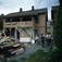 Gammelt trehus blir restaurert, Vålerenga, Oslo. Illustrasjonsbilde fra Bonytt 1983.