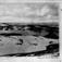 Husøyleira under vårtorskfisket i 1916.Husøyleira under vårtorskfisket i 1916. Bildet viser Husøyleira under vårtorskefisket, båtene ligger fortøyd. I bakgrunnen ser vi fiskestuer og saltesjåer. I forgrunnen til høyre taket på 