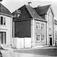 Owren sitt hus nr 104. Opprinnelig hovedbygningen ved Osen jernverk flyttet til Molde før 1787..Eiere: Hostpitalforstander Øwre, Thorvald J Owren eier 1844, J.Hoem eier 1905..Huset til venstre er hus nr 103..Hus til høyre er Aksjebakeri hus nr 105.