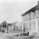 Storgata sett vestover med N.P.Dahls hus til venstre..Hus med hage..Harald Eide hus med hage.