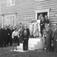 Bryllupet til Marie & Bjørn Sæbjørnsen den 11.10.1947 på Bergan..Fra bryllupet til lærer Bjørn Sæbjørnsen,  Bergan. Sønn til Sæbjørn Sæbjørnsens eldste bror Ole Elias Sæbjørnsen. .utenfor Bergan..(Filmbeholder 28984b dato 1947)