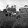 Familien på Vevarneset ca.1910. Gamle Jørgen (1830-1918), unge Jørgen (1873-1947),  Ane m/Gunnvor Otto og Martin.