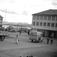 Molde, Torget med O.S.Vestad A/S. Endre Krohn & Co. Bolsøy Sparebank. H George Dahl...Lastebil reg nr. T-3123. Kassebilen har reg nr: T-2761...S.Pettersson bygget til høyre.