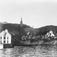 Molde sett fra sør ,  Molde med kirken og mange båter til kai..Fra Torgkaia. Dampskipene tilhørende Romsdals Dampskipselskap..f.v Rauma fra 1888, Eira 1896 og Verma 1910.